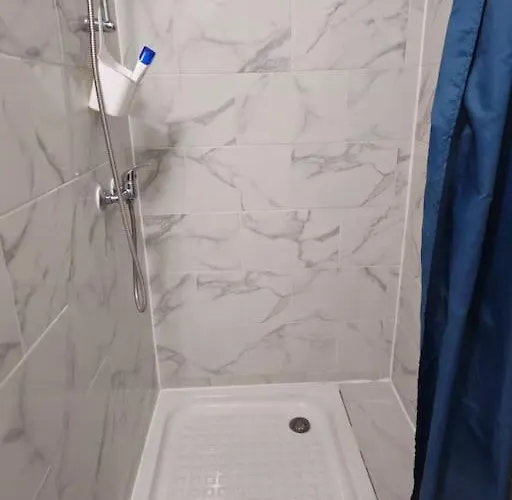 712 A Deux Pas Du Metro Et De Paris 20eme Apartment