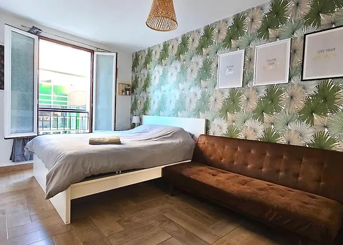 712 A Deux Pas Du Metro Et De Paris 20eme Apartment